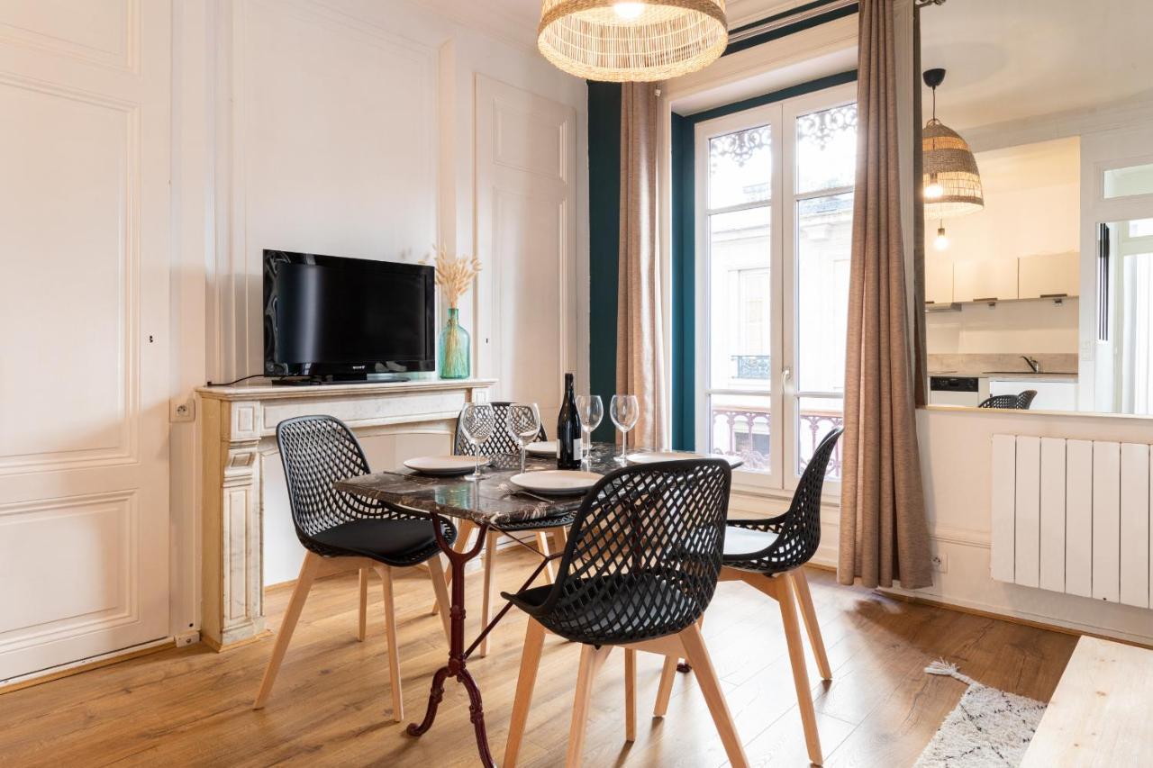 Dify Remparts - Bellecour Apartamento Lyon Exterior foto